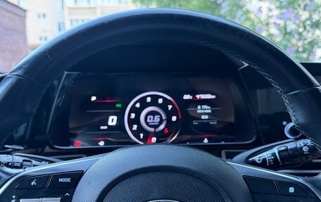 Hyundai Elantra, 2021 год, 2 100 000 рублей, 11 фотография