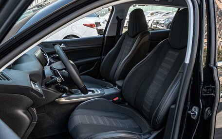 Peugeot 308 II, 2019 год, 1 515 000 рублей, 10 фотография
