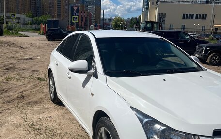 Chevrolet Cruze II, 2011 год, 450 000 рублей, 8 фотография