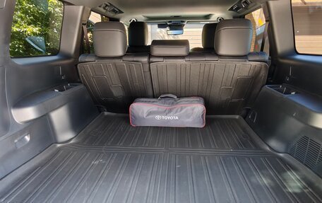 Toyota Land Cruiser Prado, 2025 год, 10 985 000 рублей, 14 фотография