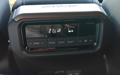 Toyota Land Cruiser Prado, 2025 год, 10 985 000 рублей, 25 фотография