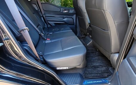 Toyota Land Cruiser Prado, 2025 год, 10 985 000 рублей, 20 фотография