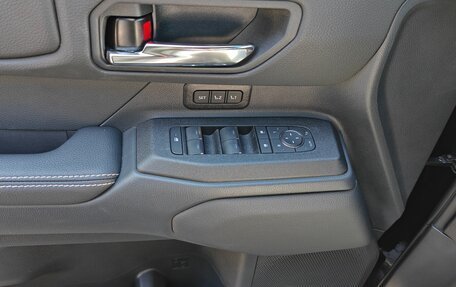 Toyota Land Cruiser Prado, 2025 год, 10 985 000 рублей, 34 фотография