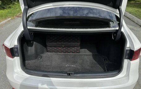 Lexus IS III, 2016 год, 2 550 000 рублей, 13 фотография