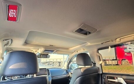 Toyota Land Cruiser 200, 2015 год, 6 200 000 рублей, 10 фотография