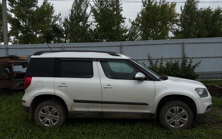 Skoda Yeti I рестайлинг, 2014 год, 1 320 000 рублей, 3 фотография