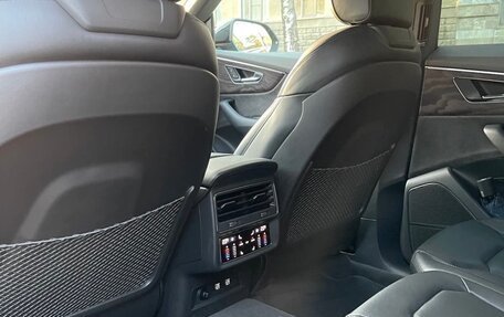 Audi Q8 I, 2018 год, 5 950 000 рублей, 2 фотография
