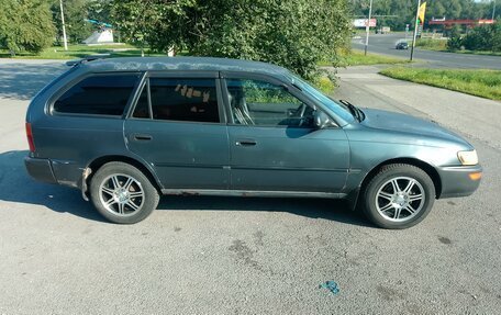 Toyota Sprinter VIII (E110), 1993 год, 180 000 рублей, 2 фотография