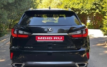 Lexus RX IV рестайлинг, 2019 год, 4 155 000 рублей, 6 фотография