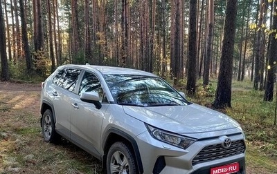 Toyota RAV4, 2019 год, 3 150 000 рублей, 1 фотография