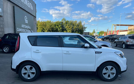 KIA Soul II рестайлинг, 2016 год, 1 100 000 рублей, 8 фотография
