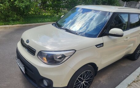 KIA Soul II рестайлинг, 2017 год, 1 160 000 рублей, 3 фотография