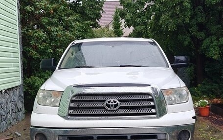 Toyota Tundra II, 2008 год, 2 499 999 рублей, 2 фотография