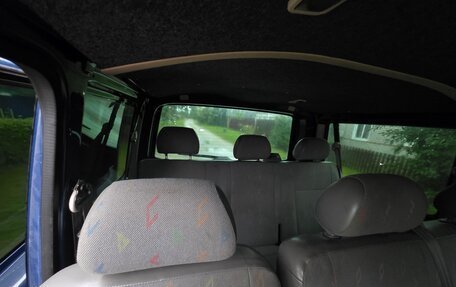 Volkswagen Transporter T5 рестайлинг, 2004 год, 720 000 рублей, 9 фотография