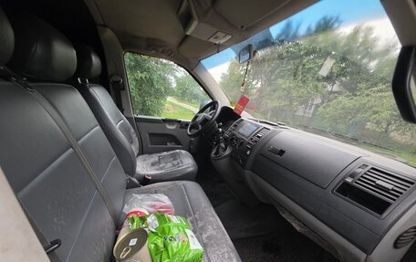 Volkswagen Transporter T5 рестайлинг, 2004 год, 720 000 рублей, 11 фотография