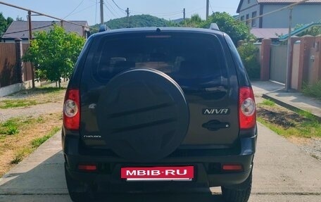 Chevrolet Niva I рестайлинг, 2011 год, 520 000 рублей, 6 фотография