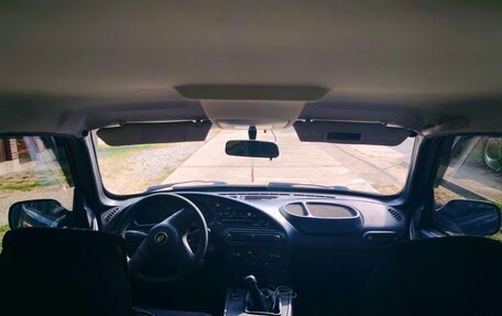 Chevrolet Niva I рестайлинг, 2011 год, 520 000 рублей, 12 фотография
