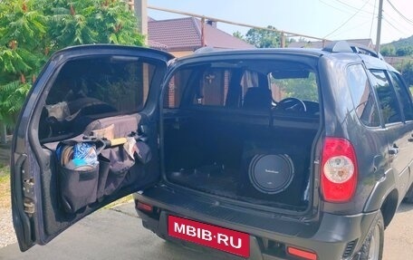 Chevrolet Niva I рестайлинг, 2011 год, 520 000 рублей, 11 фотография
