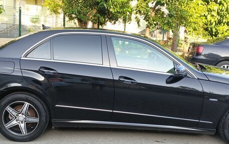 Mercedes-Benz E-Класс, 2010 год, 1 500 000 рублей, 20 фотография