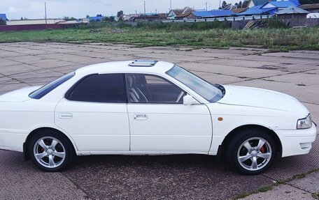 Toyota Vista, 1996 год, 250 000 рублей, 2 фотография