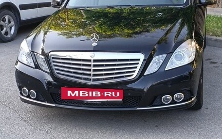Mercedes-Benz E-Класс, 2010 год, 1 500 000 рублей, 24 фотография