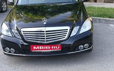 Mercedes-Benz E-Класс, 2010 год, 1 500 000 рублей, 15 фотография