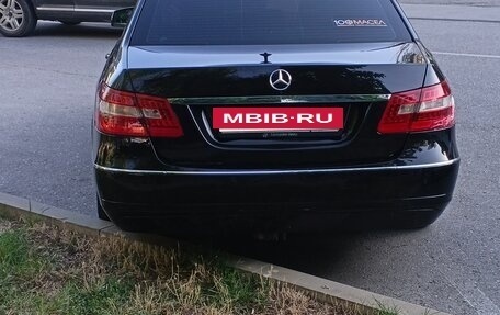 Mercedes-Benz E-Класс, 2010 год, 1 500 000 рублей, 21 фотография