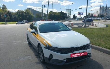 KIA K5, 2021 год, 2 300 000 рублей, 2 фотография