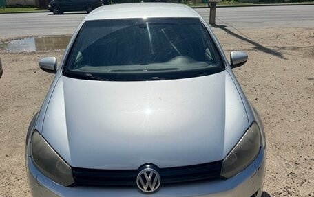 Volkswagen Golf VI, 2010 год, 700 000 рублей, 2 фотография