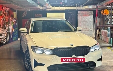 BMW 3 серия, 2021 год, 3 650 000 рублей, 3 фотография