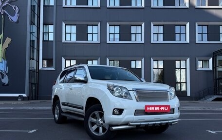 Toyota Land Cruiser Prado 150 рестайлинг 2, 2012 год, 2 400 000 рублей, 2 фотография