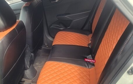 Hyundai Solaris II рестайлинг, 2019 год, 950 000 рублей, 4 фотография