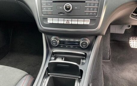 Mercedes-Benz CLA, 2018 год, 1 728 000 рублей, 26 фотография