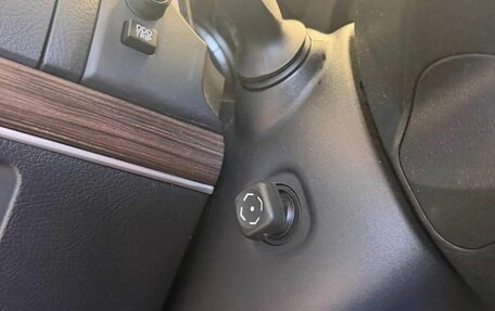 Toyota Land Cruiser Prado 150 рестайлинг 2, 2020 год, 6 050 000 рублей, 26 фотография