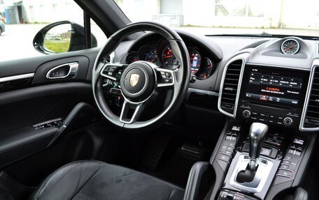 Porsche Cayenne III, 2017 год, 3 949 000 рублей, 13 фотография
