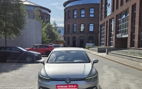 Volkswagen Golf VIII, 2020 год, 1 900 000 рублей, 7 фотография