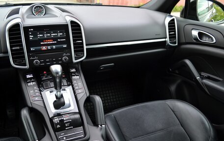 Porsche Cayenne III, 2017 год, 3 949 000 рублей, 15 фотография