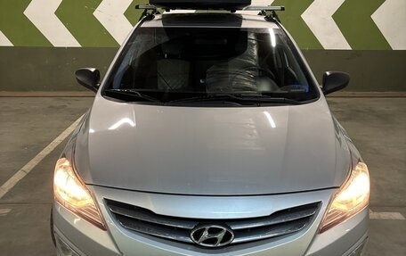 Hyundai Solaris II рестайлинг, 2014 год, 1 100 000 рублей, 2 фотография