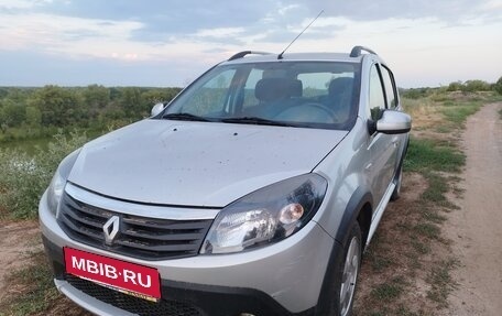 Renault Sandero I, 2013 год, 650 000 рублей, 1 фотография