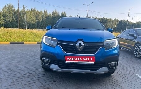 Renault Logan II, 2019 год, 1 300 000 рублей, 1 фотография