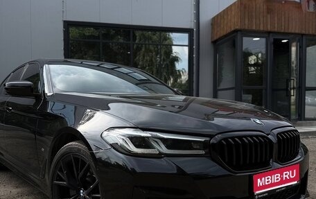 BMW 5 серия, 2021 год, 5 100 000 рублей, 1 фотография