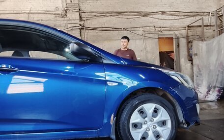 Hyundai Solaris II рестайлинг, 2014 год, 749 000 рублей, 4 фотография