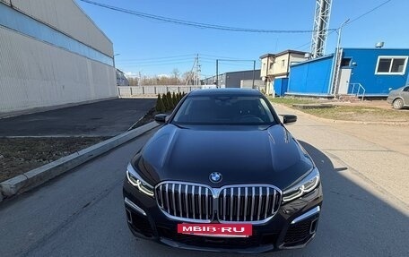 BMW 7 серия, 2021 год, 3 250 000 рублей, 2 фотография