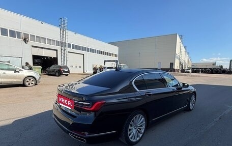 BMW 7 серия, 2021 год, 3 250 000 рублей, 6 фотография