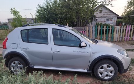 Renault Sandero I, 2013 год, 650 000 рублей, 5 фотография