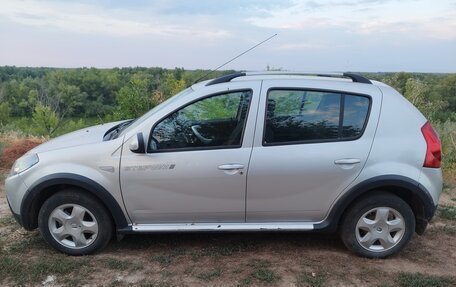 Renault Sandero I, 2013 год, 650 000 рублей, 6 фотография
