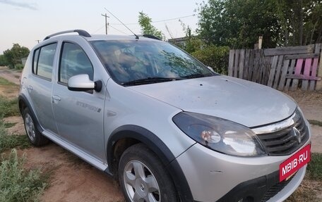 Renault Sandero I, 2013 год, 650 000 рублей, 4 фотография