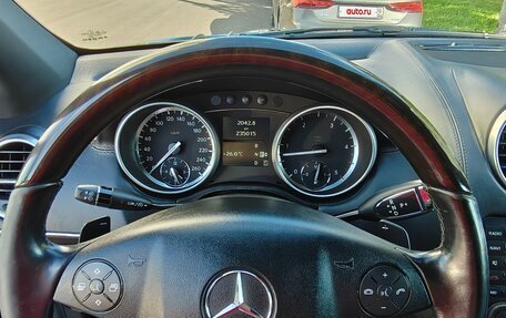 Mercedes-Benz GL-Класс, 2011 год, 1 850 000 рублей, 4 фотография