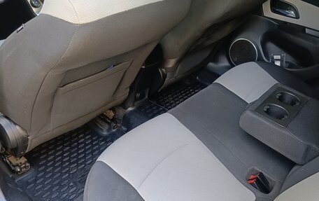 Chevrolet Cruze II, 2011 год, 870 000 рублей, 11 фотография