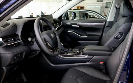Toyota Highlander, 2026 год, 5 590 000 рублей, 10 фотография